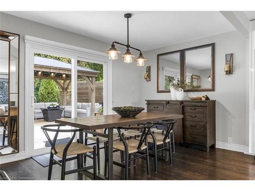 46 Terrace Drive, Dundas, ON - Indoor Photo Showing Dining Room