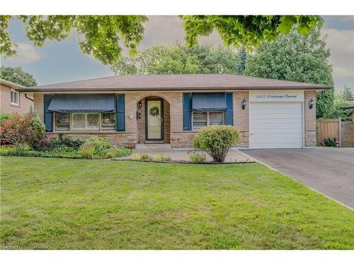 1457 Dewbourne Crescent, Burlington, ON - Outdoor With Facade