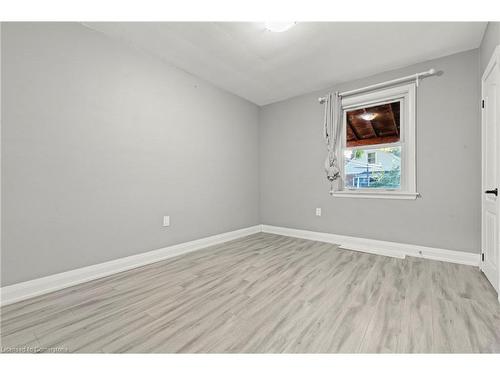 167 Kenilworth Avenue S, Hamilton, ON - Indoor Photo Showing Other Room