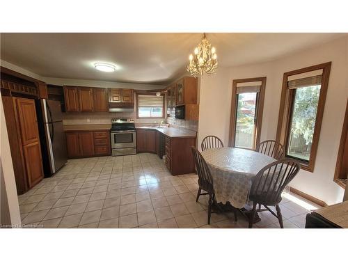 54 Kortright Road E, Guelph, ON - Indoor Photo Showing Dining Room