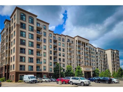 714-2490 Old Bronte Road, Oakville, ON - Outdoor With Balcony With Facade