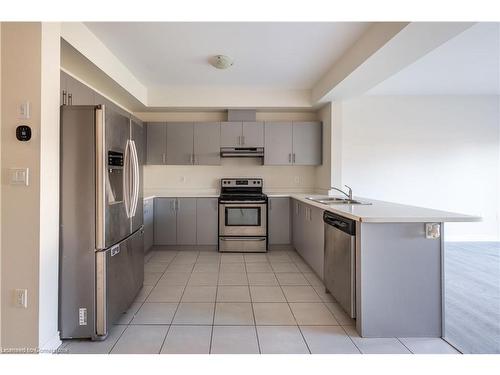 78 Bradbury Road, Stoney Creek, ON - Indoor Photo Showing Kitchen With Double Sink