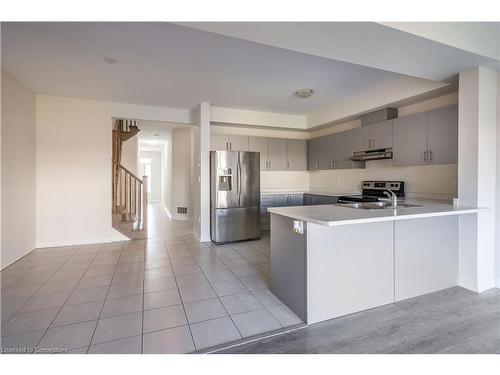 78 Bradbury Road, Stoney Creek, ON - Indoor Photo Showing Kitchen With Double Sink