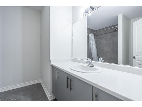 78 Bradbury Road, Stoney Creek, ON - Indoor Photo Showing Bathroom