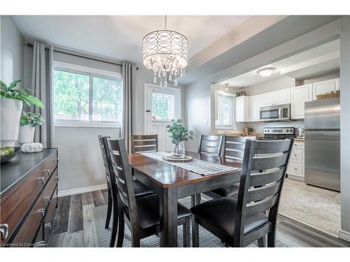 29-123 Main Street, Dunnville, ON - Indoor Photo Showing Dining Room