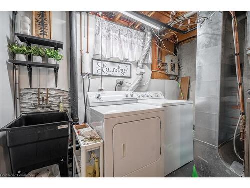 29-123 Main Street, Dunnville, ON - Indoor Photo Showing Laundry Room