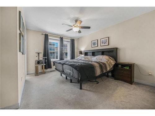 41-541 Winston Road, Grimsby, ON - Indoor Photo Showing Bedroom