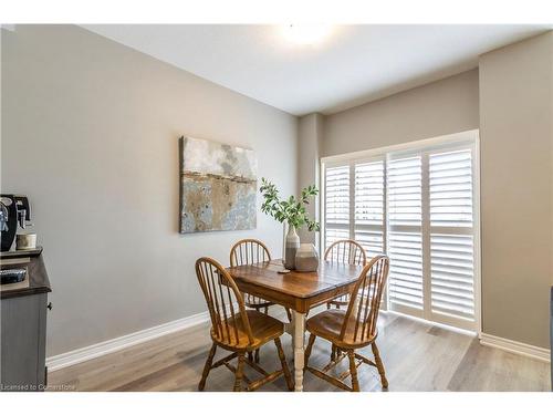 315 Skinner Road, Waterdown, ON - Indoor Photo Showing Dining Room