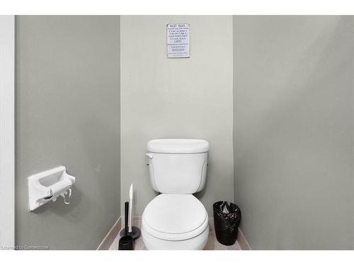 8-122 Lakeshore Road, St. Catharines, ON - Indoor Photo Showing Bathroom