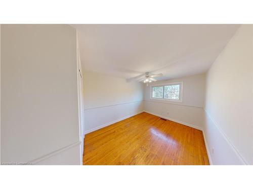 40 Westfield Drive, St. Catharines, ON - Indoor Photo Showing Other Room