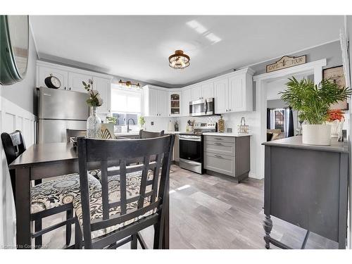 11 Esther Street, Brantford, ON - Indoor Photo Showing Kitchen