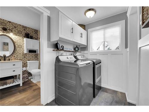 11 Esther Street, Brantford, ON - Indoor Photo Showing Laundry Room