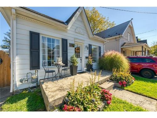 11 Esther Street, Brantford, ON - Outdoor With Deck Patio Veranda