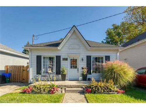 11 Esther Street, Brantford, ON - Outdoor With Deck Patio Veranda