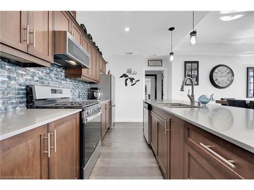 303-38 Harbour Street, Port Dover, ON - Indoor Photo Showing Kitchen With Double Sink With Upgraded Kitchen