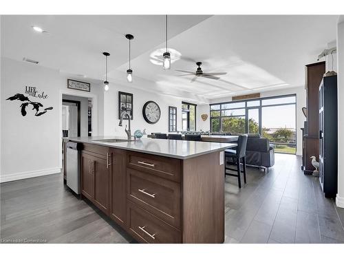 303-38 Harbour Street, Port Dover, ON - Indoor Photo Showing Kitchen With Upgraded Kitchen