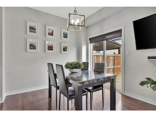 29-45 Royal Winter Drive, Binbrook, ON - Indoor Photo Showing Dining Room