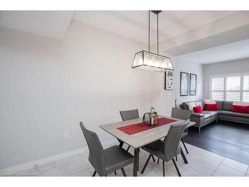 9-30 Times Square Boulevard, Stoney Creek, ON - Indoor Photo Showing Dining Room