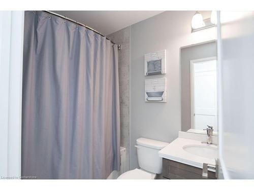 9-30 Times Square Boulevard, Stoney Creek, ON - Indoor Photo Showing Bathroom