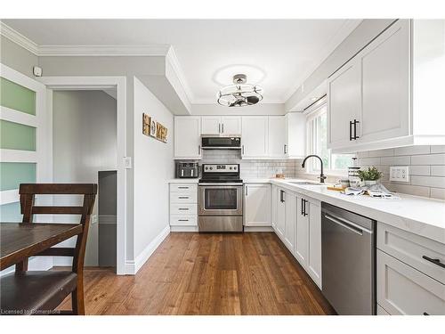 1451 6Th Conc Road W, Flamborough, ON - Indoor Photo Showing Kitchen With Stainless Steel Kitchen With Upgraded Kitchen