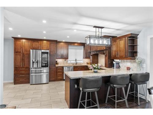 95 Thoroughbred Boulevard, Ancaster, ON - Indoor Photo Showing Kitchen With Upgraded Kitchen