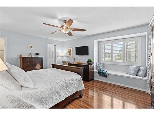 95 Thoroughbred Boulevard, Ancaster, ON - Indoor Photo Showing Bedroom