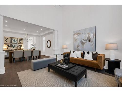 18 Legacy Lane, Hamilton, ON - Indoor Photo Showing Living Room