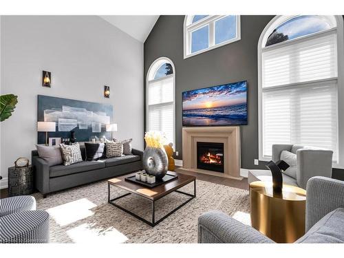 18 Legacy Lane, Hamilton, ON - Indoor Photo Showing Living Room With Fireplace