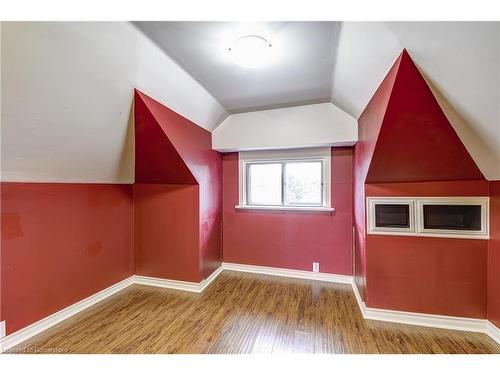 83 Graham Avenue S, Hamilton, ON - Indoor Photo Showing Other Room