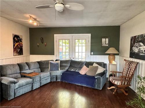 505 Lock Street W, Dunnville, ON - Indoor Photo Showing Living Room