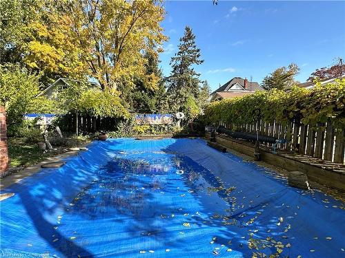 505 Lock Street W, Dunnville, ON - Outdoor With In Ground Pool