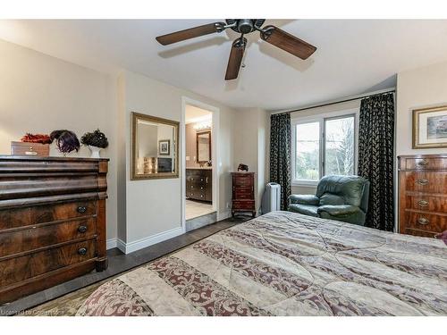 682 Westover Road, Flamborough, ON - Indoor Photo Showing Bedroom