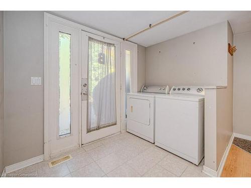 682 Westover Road, Flamborough, ON - Indoor Photo Showing Laundry Room