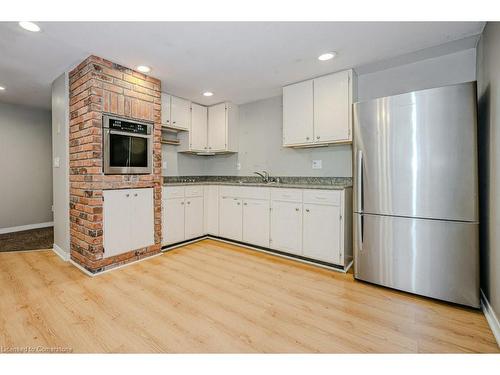 682 Westover Road, Flamborough, ON - Indoor Photo Showing Kitchen