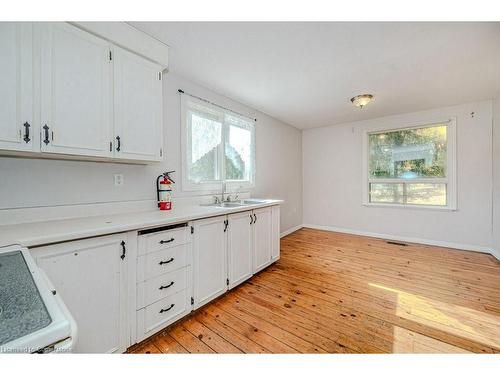 682 Westover Road, Flamborough, ON - Indoor Photo Showing Kitchen