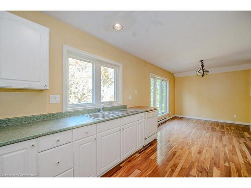 682 Westover Road, Flamborough, ON - Indoor Photo Showing Kitchen