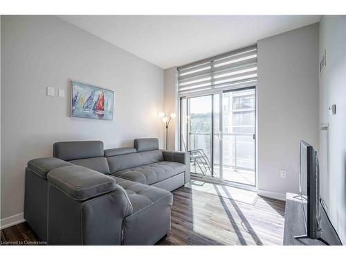 509-85 Robinson Street, Hamilton, ON - Indoor Photo Showing Living Room