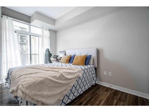 509-85 Robinson Street, Hamilton, ON - Indoor Photo Showing Bedroom