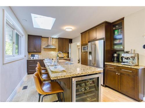 10 Reservoir Road, Stoney Creek, ON - Indoor Photo Showing Kitchen With Double Sink