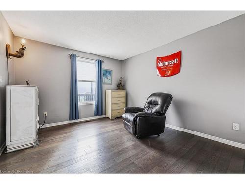 804 Nebo Road, Hamilton, ON - Indoor