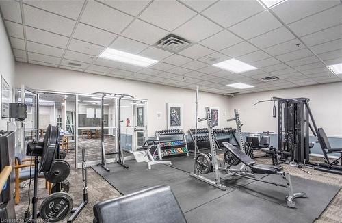 812-1270 Maple Crossing Boulevard, Burlington, ON - Indoor Photo Showing Gym Room