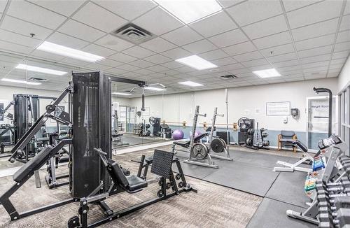 812-1270 Maple Crossing Boulevard, Burlington, ON - Indoor Photo Showing Gym Room