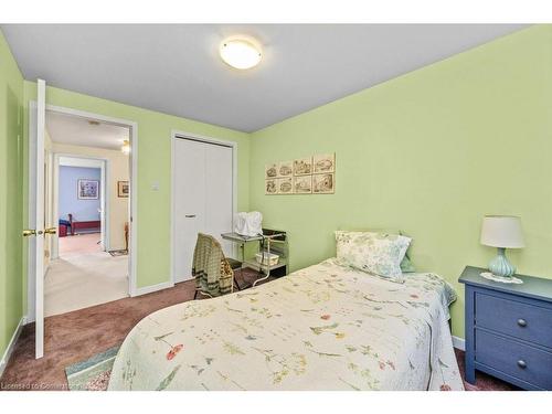 47-3037 Glencrest Road, Burlington, ON - Indoor Photo Showing Bedroom