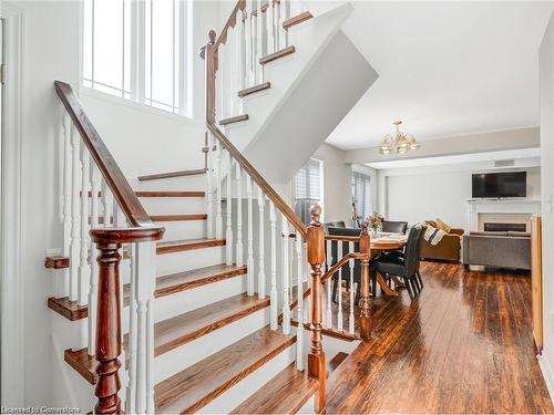 56 Geranium Avenue, Hannon, ON - Indoor Photo Showing Other Room