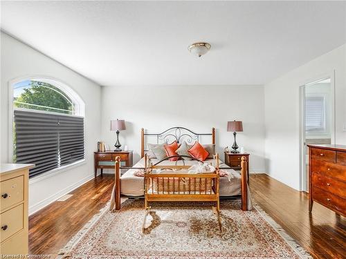 56 Geranium Avenue, Hannon, ON - Indoor Photo Showing Bedroom