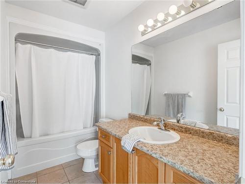 56 Geranium Avenue, Hannon, ON - Indoor Photo Showing Bathroom