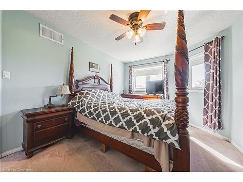 70 Hollybush Drive, Waterdown, ON - Indoor Photo Showing Bedroom