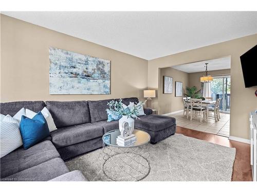 214 Rawdon Street, Brantford, ON - Indoor Photo Showing Living Room