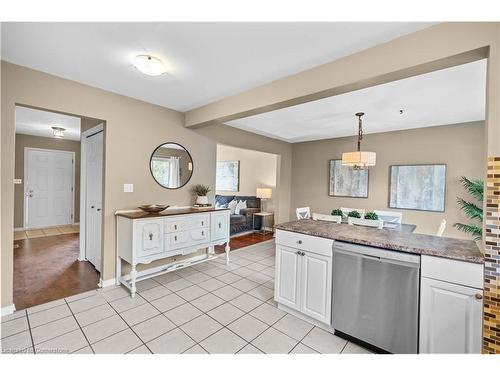 214 Rawdon Street, Brantford, ON - Indoor Photo Showing Kitchen