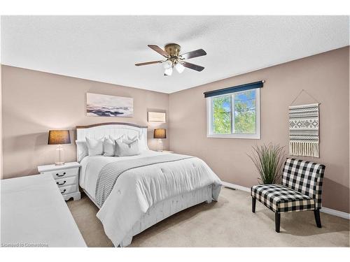 214 Rawdon Street, Brantford, ON - Indoor Photo Showing Bedroom